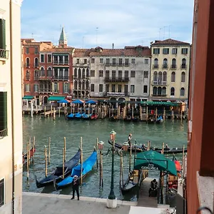 Rialto Deluxe Grand Canal View R&r , Venice Italy