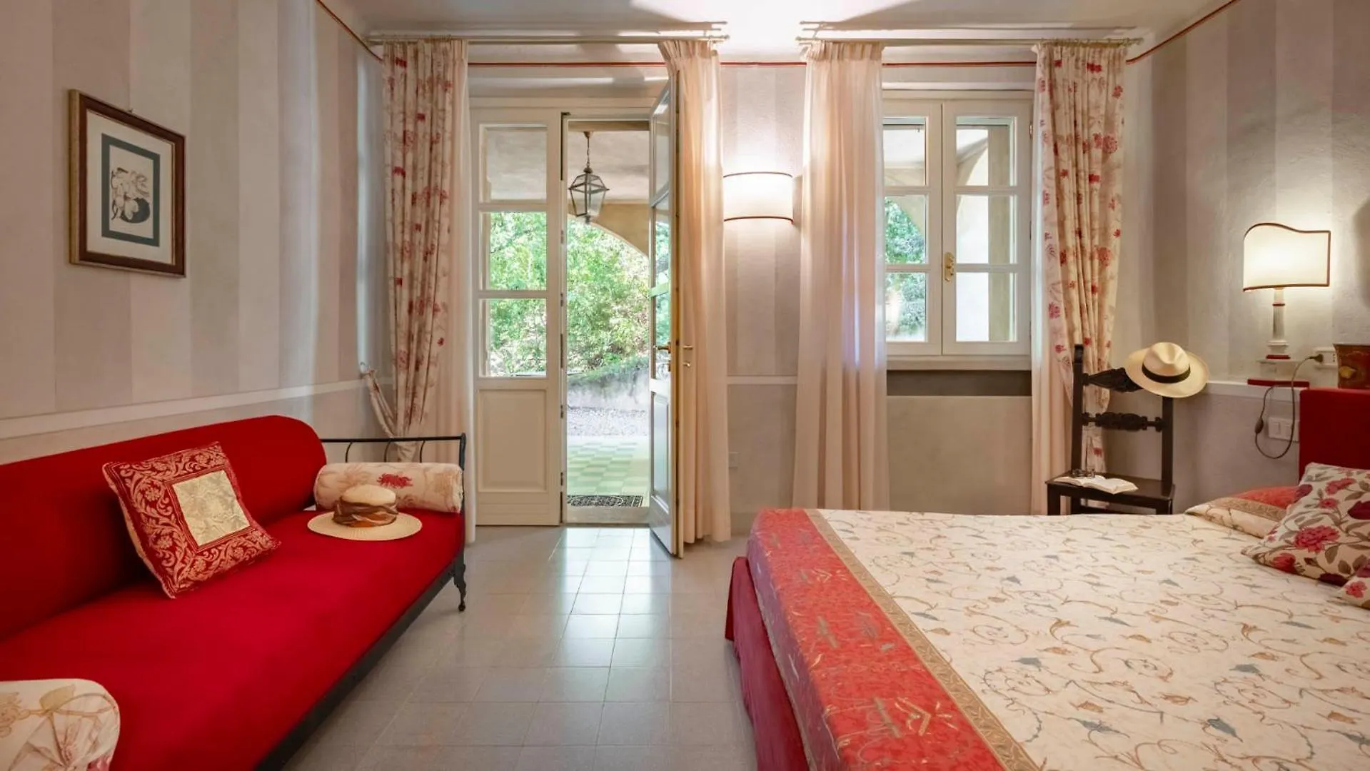 Tenuta Il Sassone - Wine&Food Massa Marittima 0*,